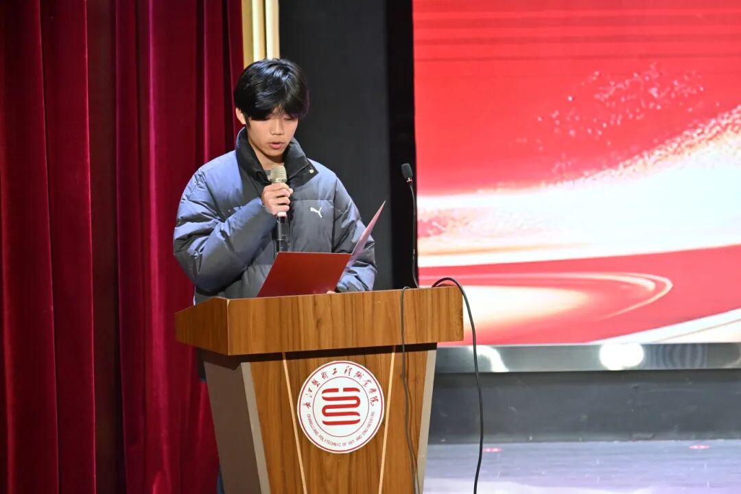 1765180616203209.jpg c7ccbc183fdc63f5811b6a058acff18b.jpg